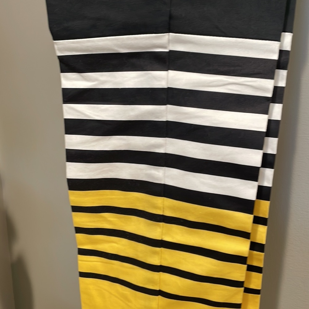 ❗️BUNDLE SALE 4 for $20 Suit / Office Pants - cool pattern - Picture 7 of 7